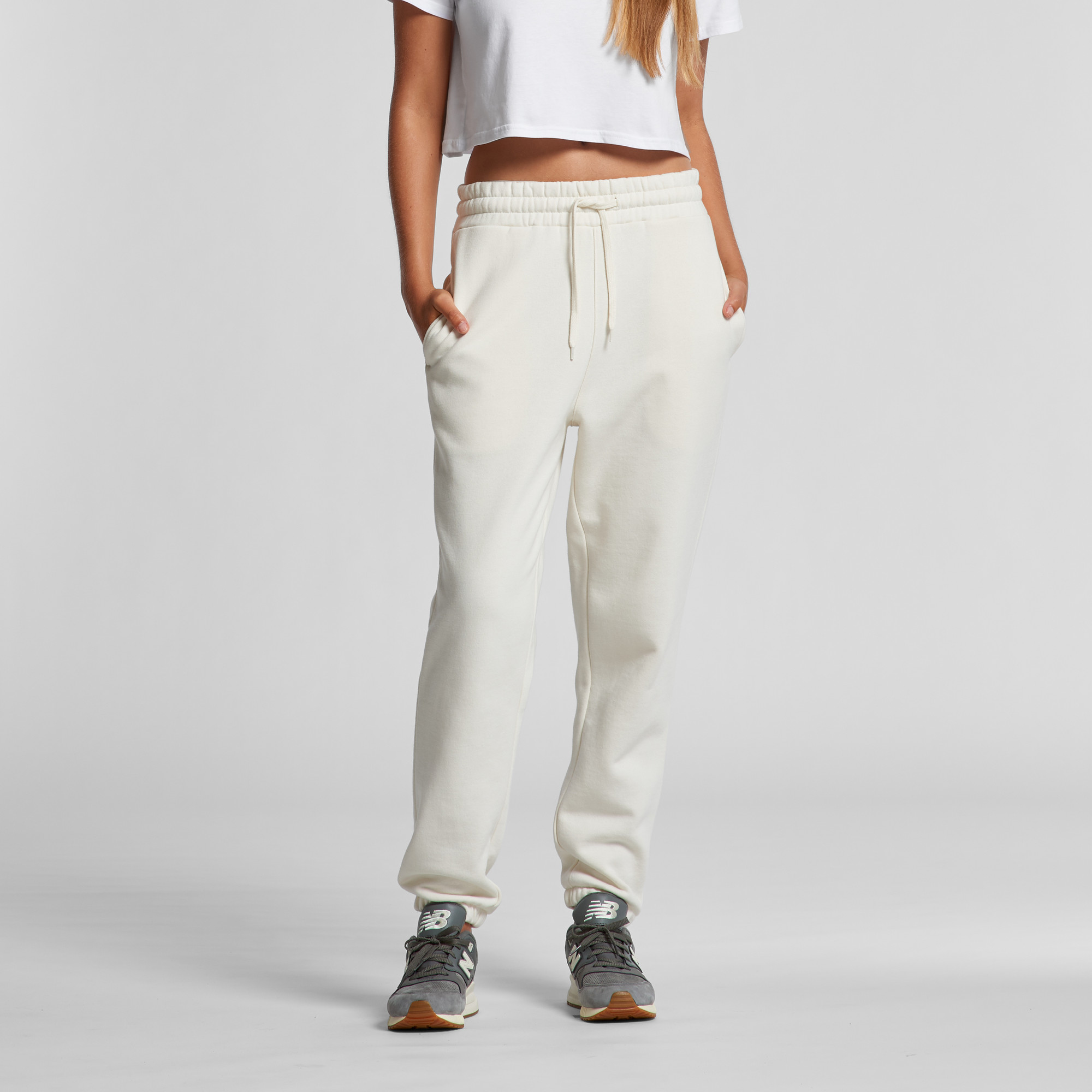 4921_WOS_STENCIL_TRACK_PANTS_LOOSE__01933
