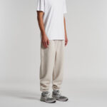 5932_RELAX_TRACK_PANTS_TURN